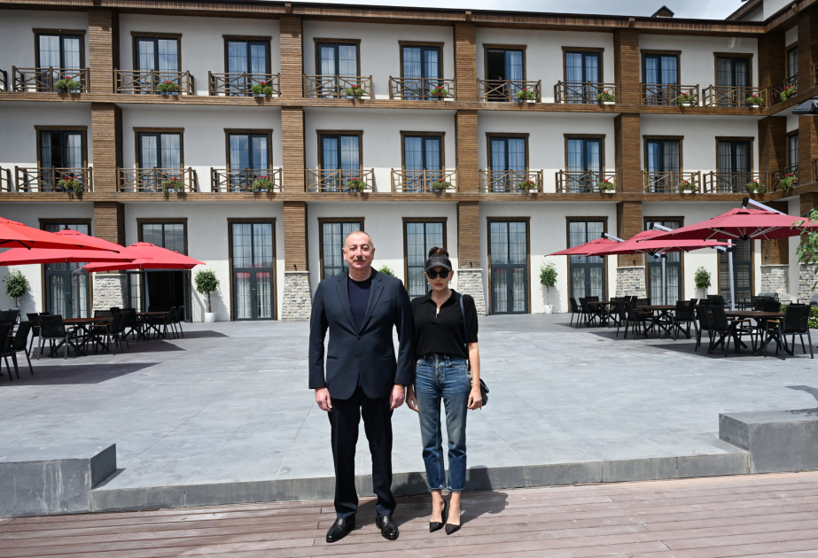 Президент Ильхам Алиев и первая леди Мехрибан Алиева приняли участие в открытии отеля Ağalı в Зангиланском районе ОБНОВЛЕНО ВИДЕО
