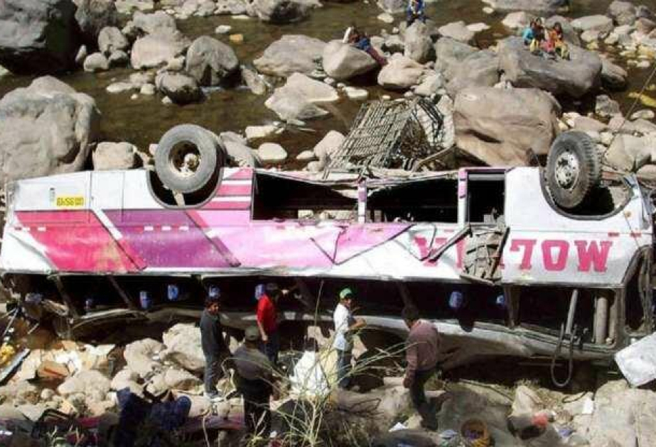 At least 20 killed, 21 injured in Pakistan-China highway bus accident