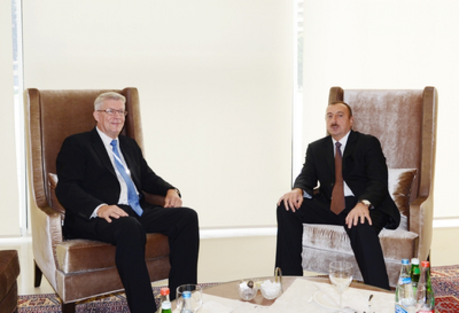 Le président azerbaïdjanais Ilham Aliyev s’est entretenu avec Valdis Zatlers, ancien président de la Lettonie