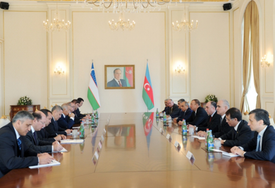 La rencontre des présidents azerbaïdjanais et ouzbek avec la participations des délégations