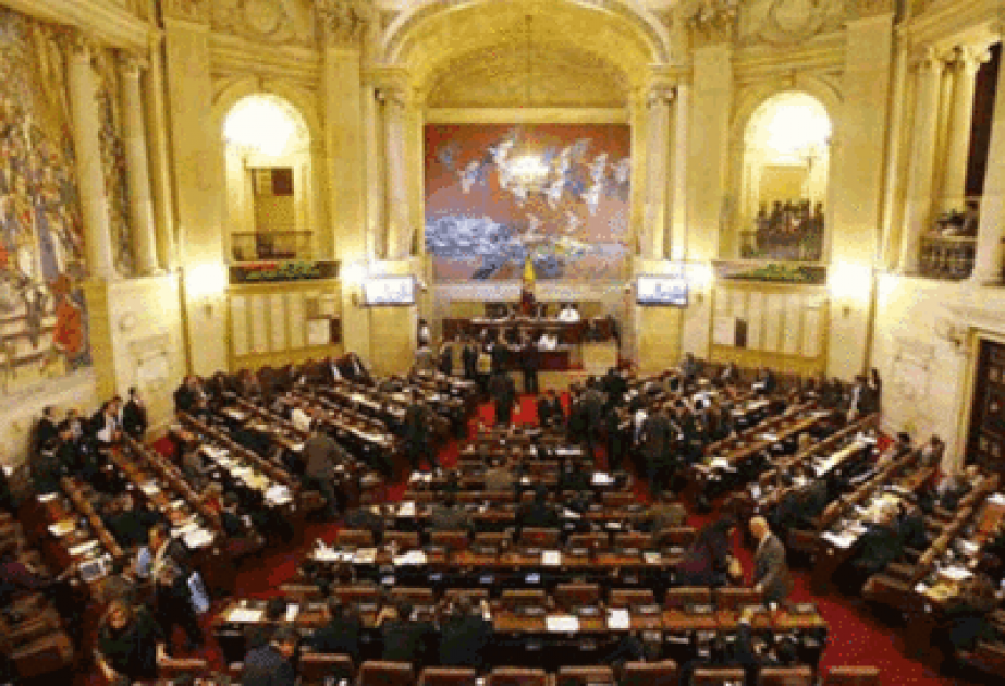 Komitee für Auswärtige Angelegenheiten und Nationale Verteidigung des Repräsentantenhauses des Kongresses von Kolumbien hat eine Entscheidung über den armenisch-aserbaidschanischen, Berg- Karabach und den Völkermord von Chodschali getroffen