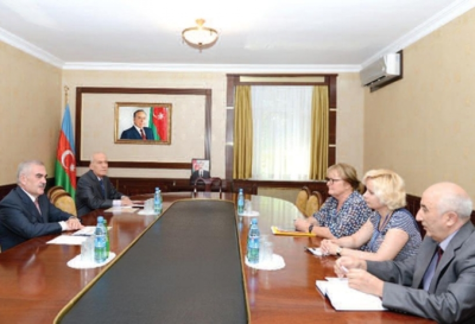 In der Obersten Versammlung der Autonomen Republik Nachitschewan ein Treffen mit OSZE- Beobachtern stattgefunden