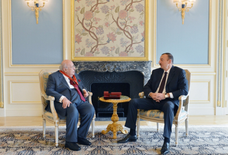 Azerbaijani President Ilham Aliyev meets 9th President of Turkey Suleyman Demirel VİDEO