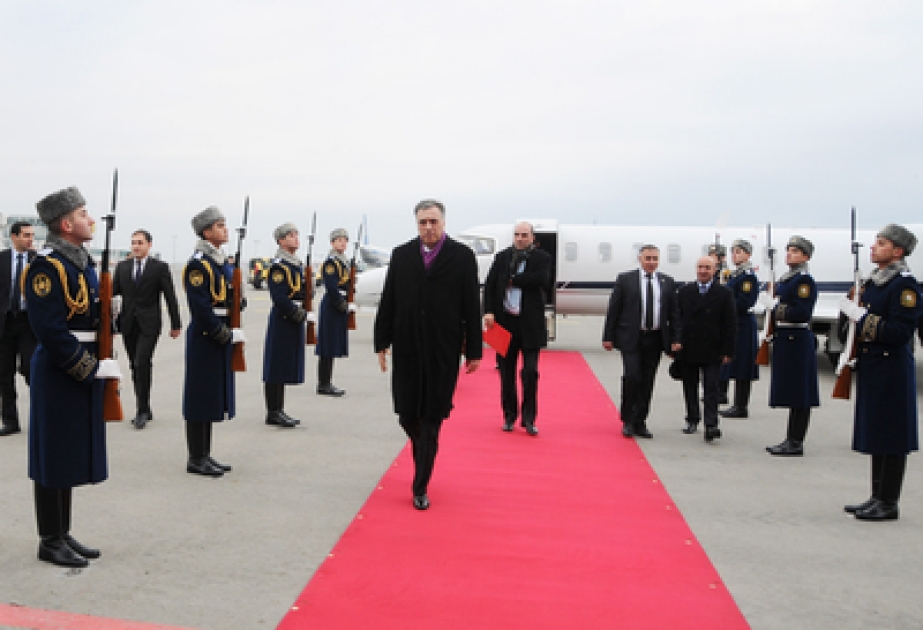Präsident von Montenegro Filip Vujanovic zu einem Besuch in Aserbaidschan eingetroffen