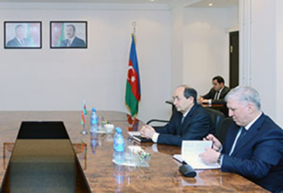 L’ambassadeur d’Italie en Azerbaïdjan au Ministère de la Justice