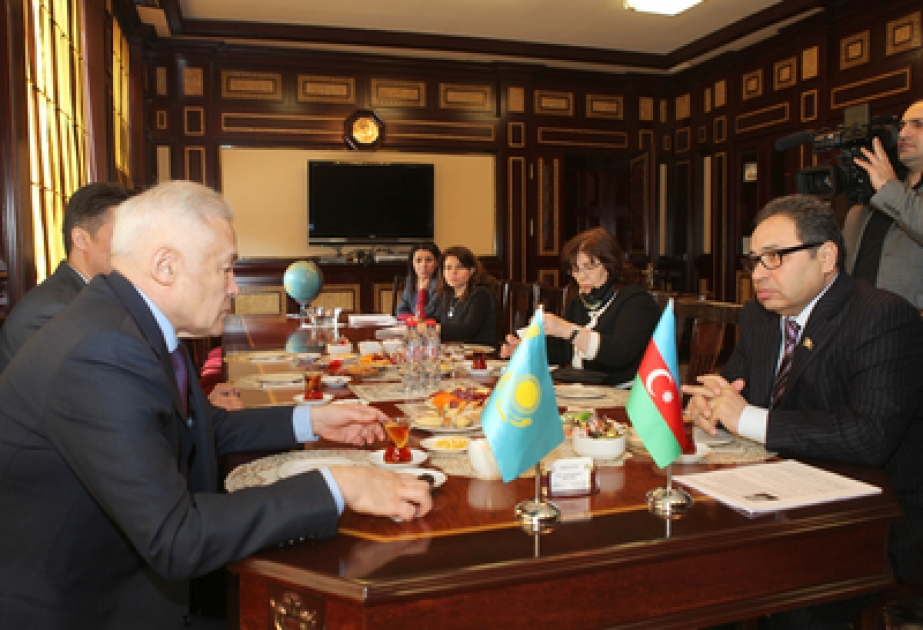 La coopération entre l’Université d’Etat de Bakou et les universités kazakhes a fait l’objet des discussions