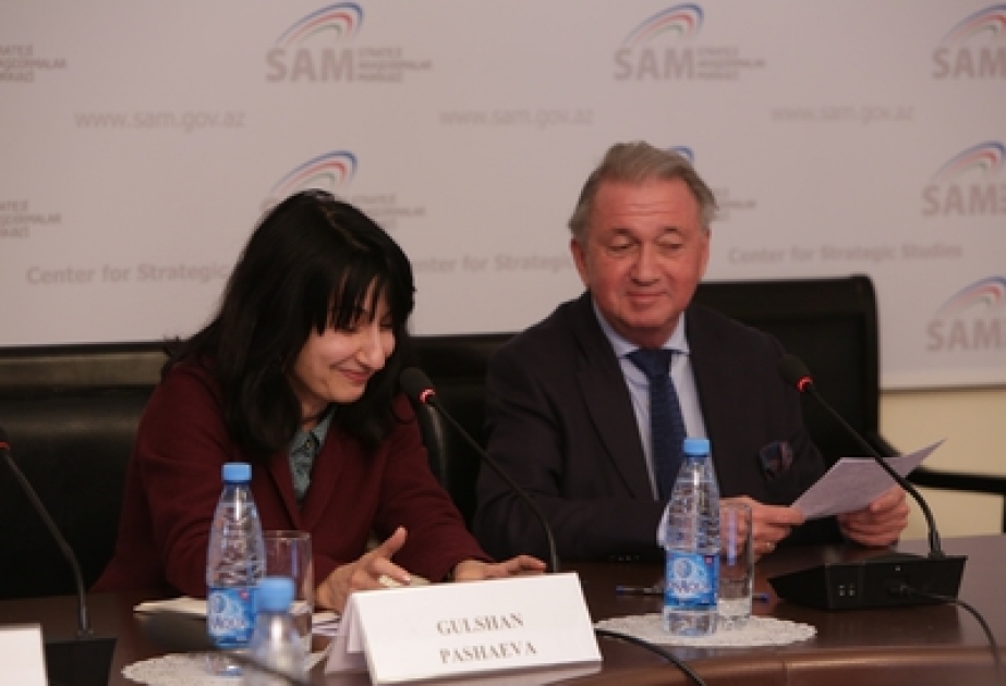 SAM : la table ronde sur les moyens de règlement du conflit du Haut Karabagh et des problèmes de Moyen –Orient