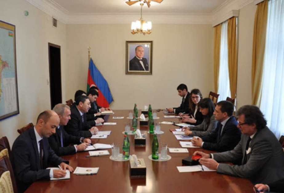 Aserbaidschan ist an der Aufnahme von direkten Beziehungen mit Regionen Italiens interessiert