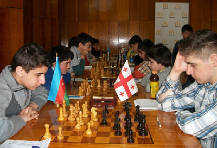 لاعب شطرنج أذربيجاني يفوز في مسابقة دولية بباكو