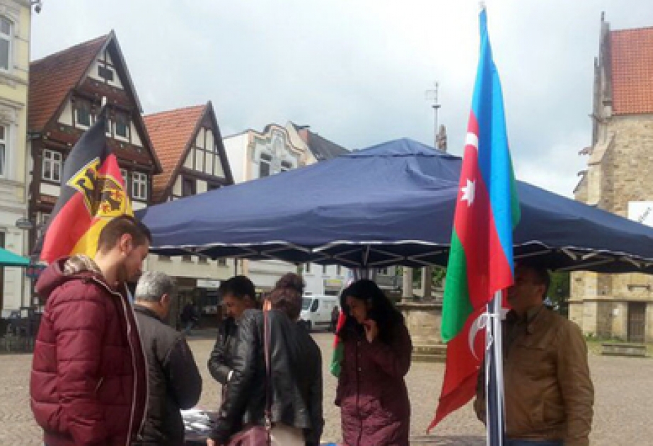 Allemagne : le stand d’information sur l’Azerbaïdjan
