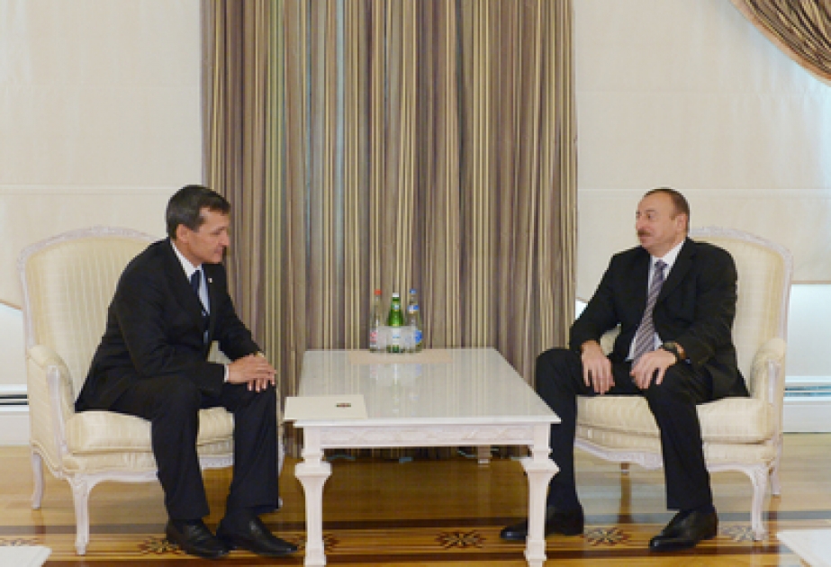 Le président Ilham Aliyev a reçu le ministre turkmène des affaires étrangères VIDEO