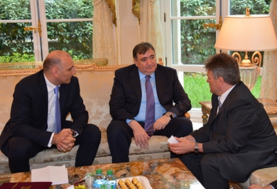Entretien du président de la Fédération Azerbaïdjanaise de Lutte avec son homologue français