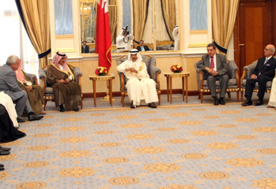 Le Premier ministre et le Prince héritier de Bahreïn ont reçu les participants de la réunion du Comité exécutif de l’OANA