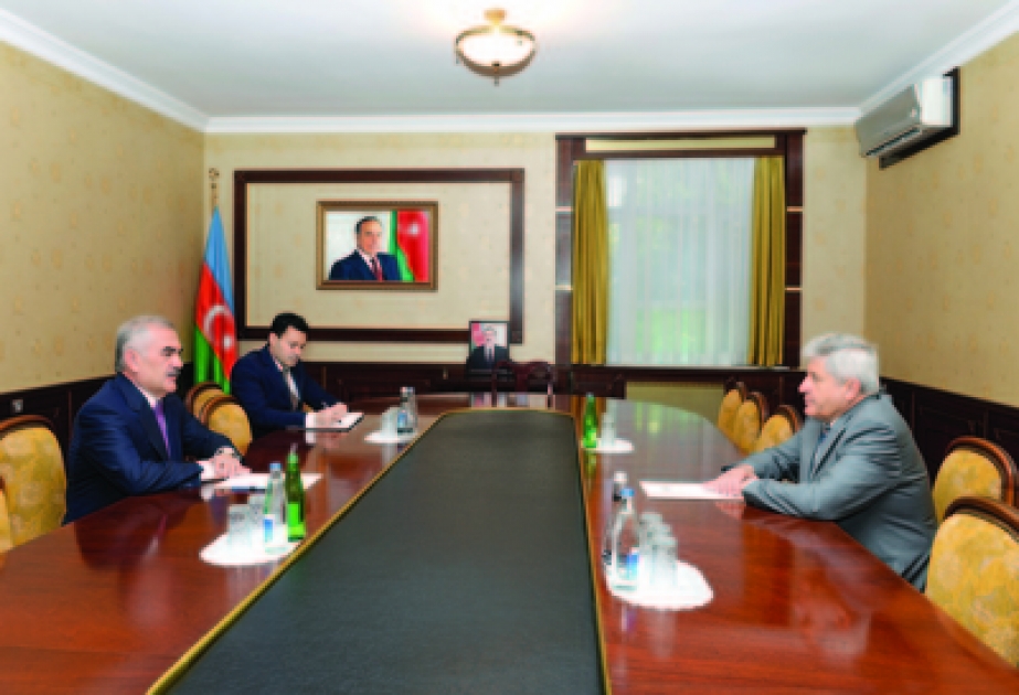 Une rencontre avec l’ambassadeur biélorusse à l’Assemblée suprême du Nakhitchevan