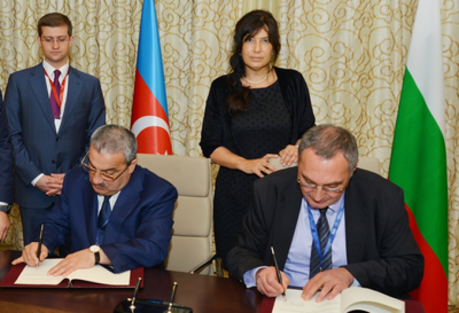 توقيع برنامج تعاون بين النيابتين العامتين في أذربيجان وبلغاريا