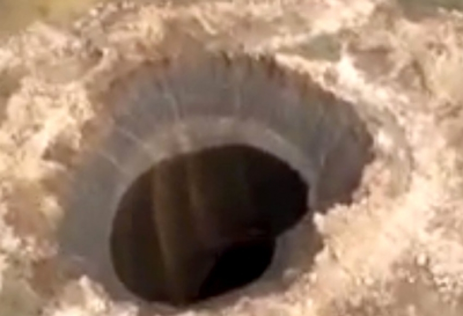 Rätselraten um riesiges Loch in Sibirien