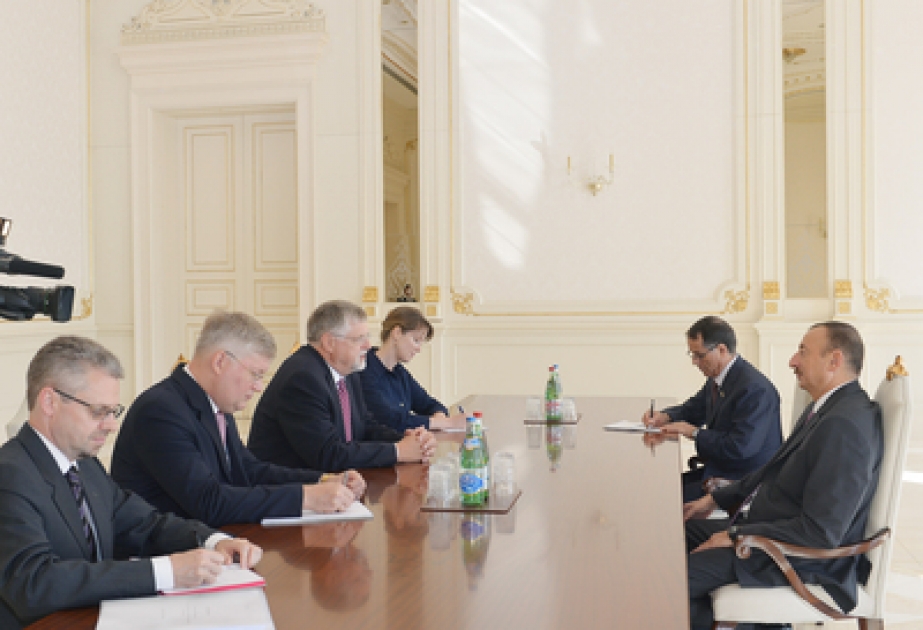 阿塞拜疆总统伊利哈姆·阿利耶夫接见以欧盟南高加索特别代表为团长的代表团