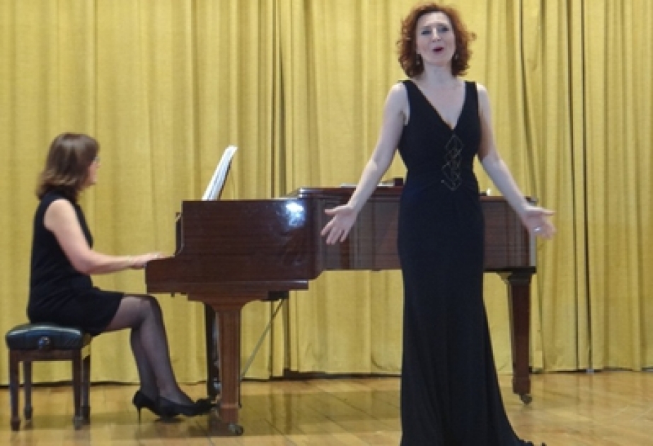 Bakou : une chanteuse d’opéra turque s’est produite en concert