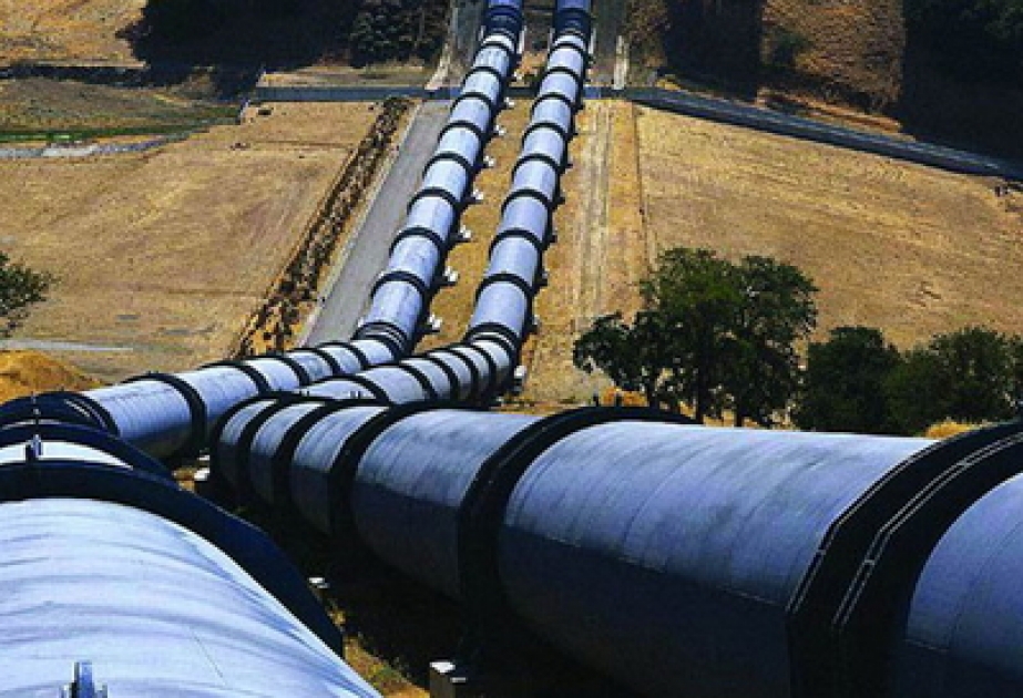 نقل 2.4 مليون طن من البترول الأذربيجاني عبر خط أنابيب باكو – تبيليسي – جيهان في الشهر الماضي