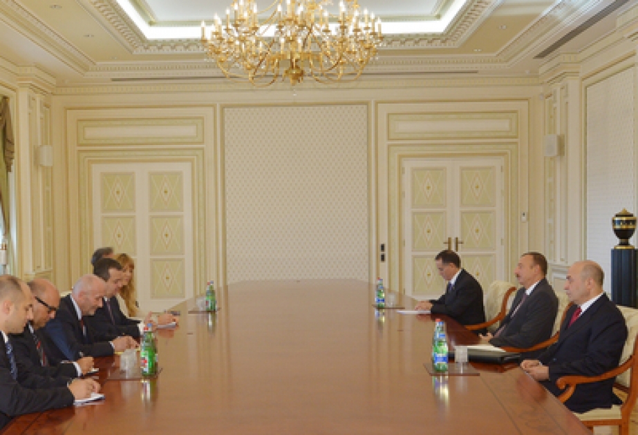 الرئيس إلهام علييف يلتقي نائب رئيس الوزراء الصربي والوفد المرافق له