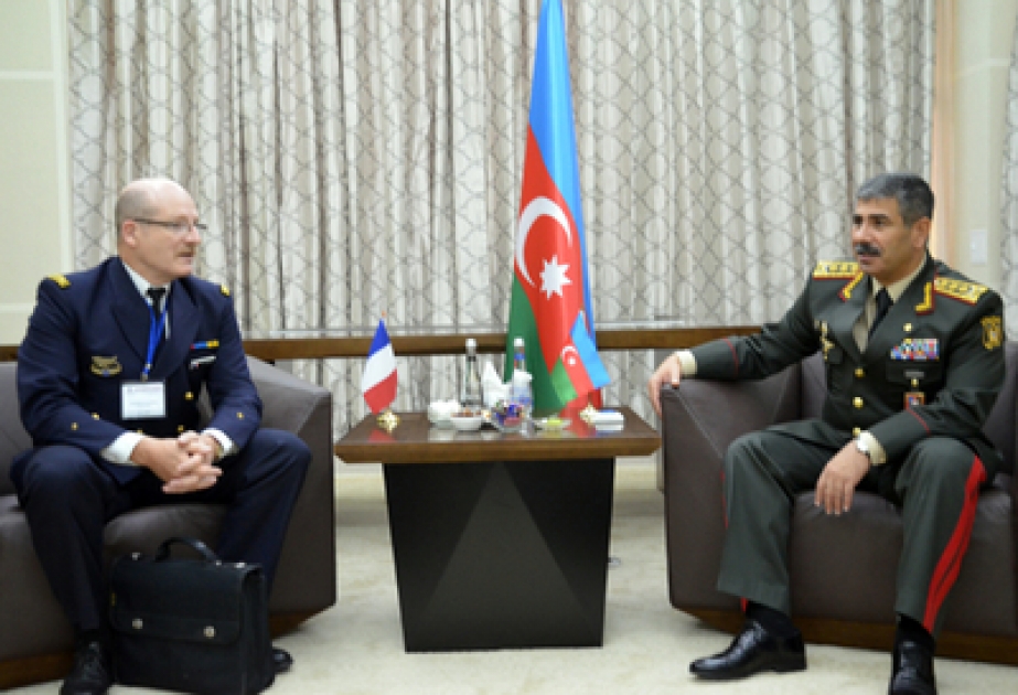 Aserbaidschanisch-französische militärische Fragen wurden diskutiert