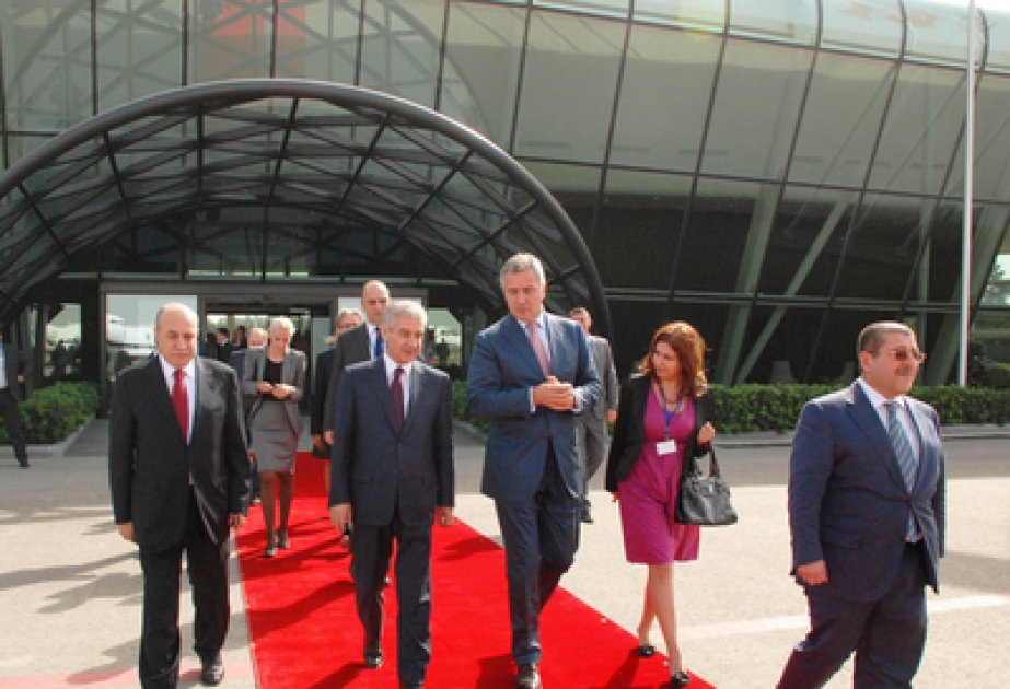 黑山总理米洛·久卡诺维奇结束对阿塞拜疆的正式访问