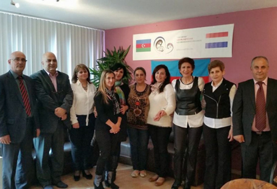 عقد اجتماع رؤساء الجالية الأذربيجانية بهولندا