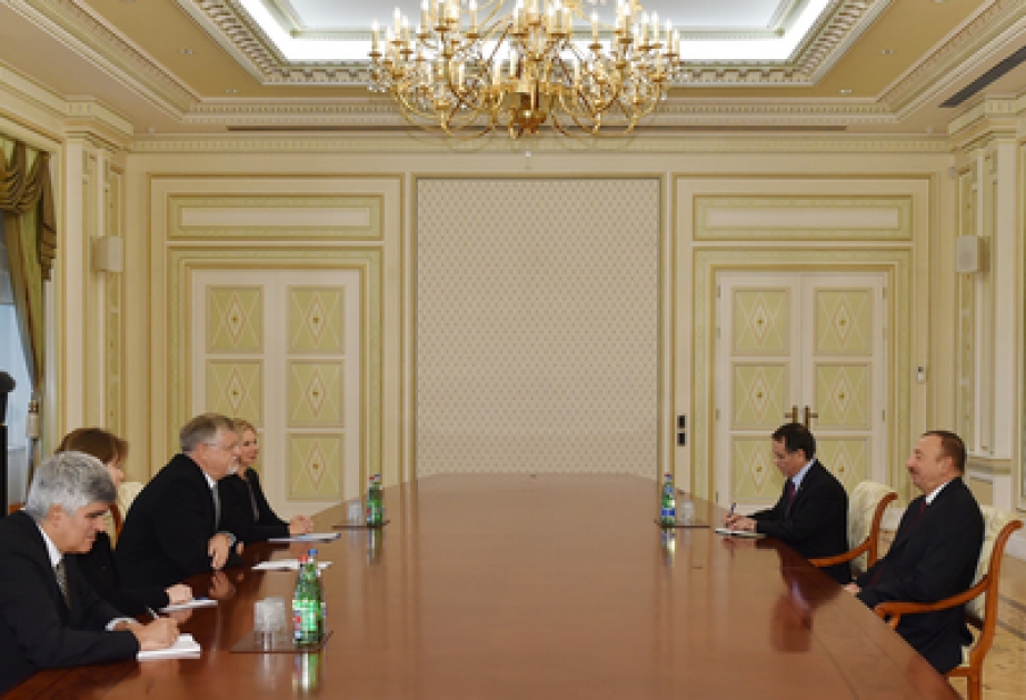 الرئيس إلهام علييف يستقبل مبعوث الاتحاد الأوروبي الخاص لشؤون جنوب القوقاز