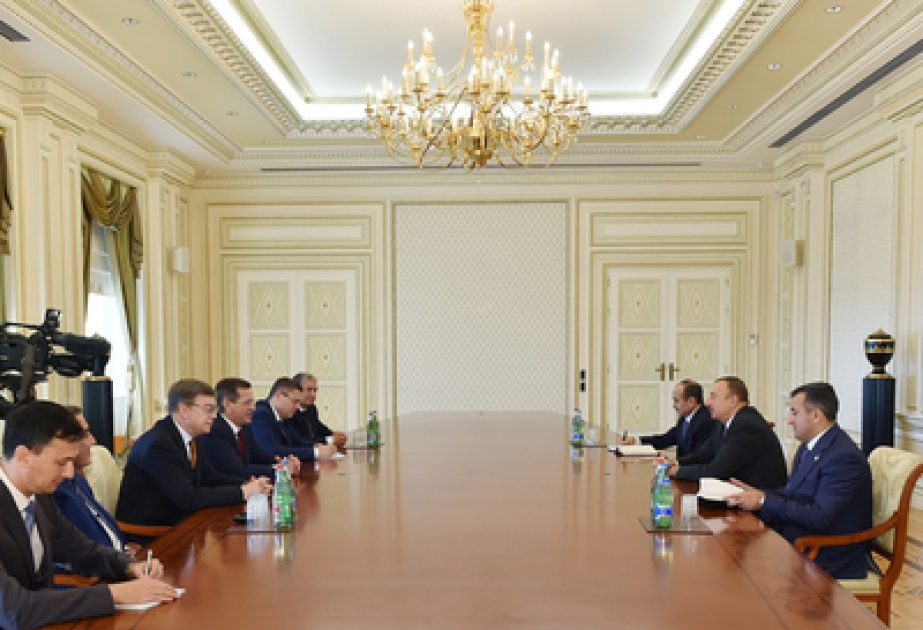 Präsident Ilham Aliyev hat eine Delegation um den Gouverneur der Oblast Astrachan der Russischen Föderation empfangen VIDEO