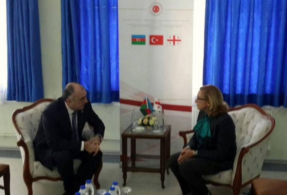 阿塞拜疆、土耳其与格鲁吉亚三方会议将促进区域合作发展