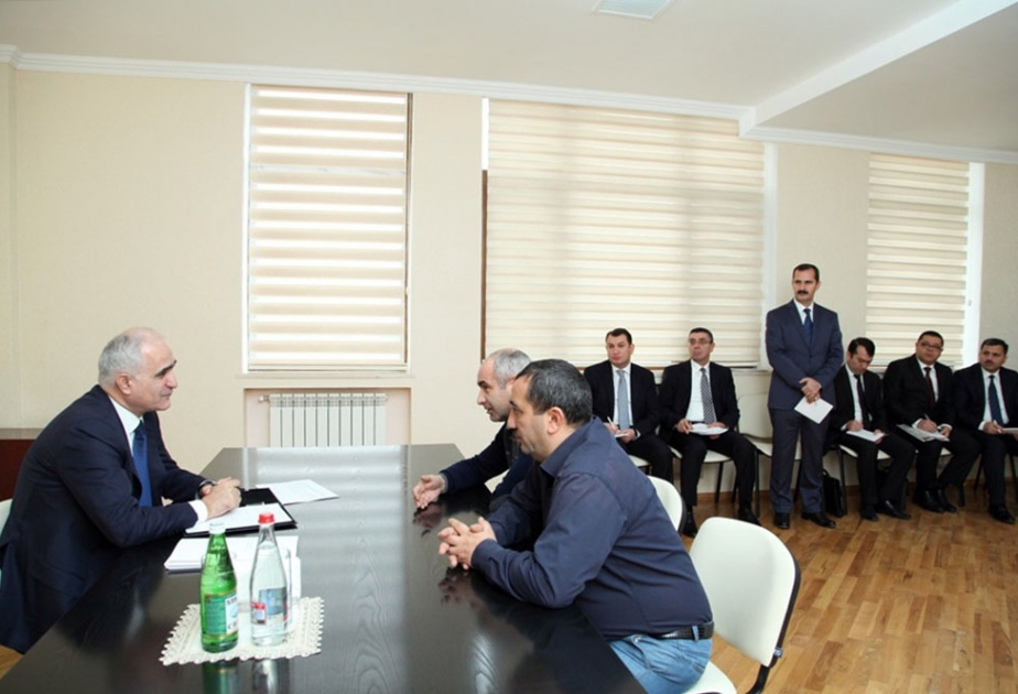 Министр экономики и промышленности принял граждан в Гаджигабуле
