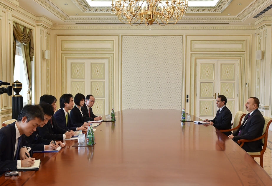 الرئيس إلهام علييف يستقبل نائب وزير الخارجية الياباني والوفد المرافق له