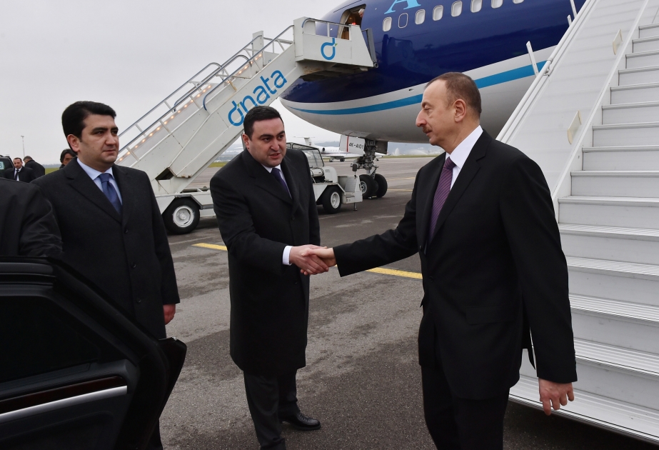 Präsident Ilham Aliyev zu einem Arbeitsbesuch in der Schweiz angekommen VIDEO