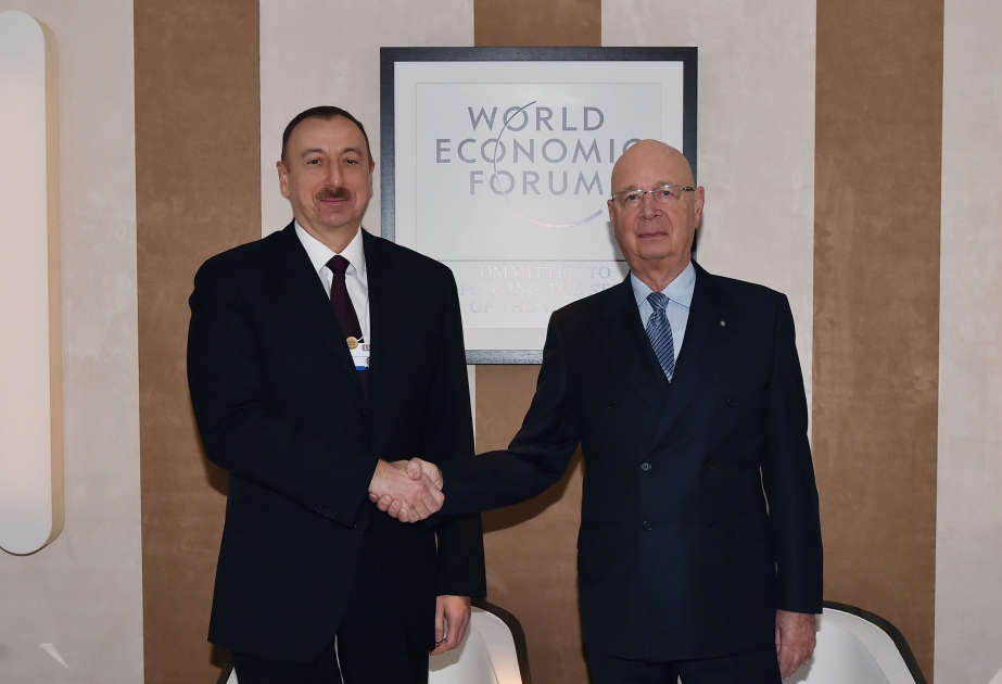 Davos: Treffen des Präsidenten Ilham Aliyev mit dem Vorsitzenden des Weltwirtschaftsforums Klaus Schwab VIDEO