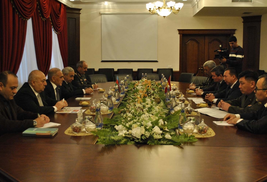 La délégation kirghize au Ministère de l’Industrie de défense