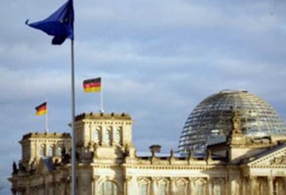Greek debt crisis: German MPs back bailout extension