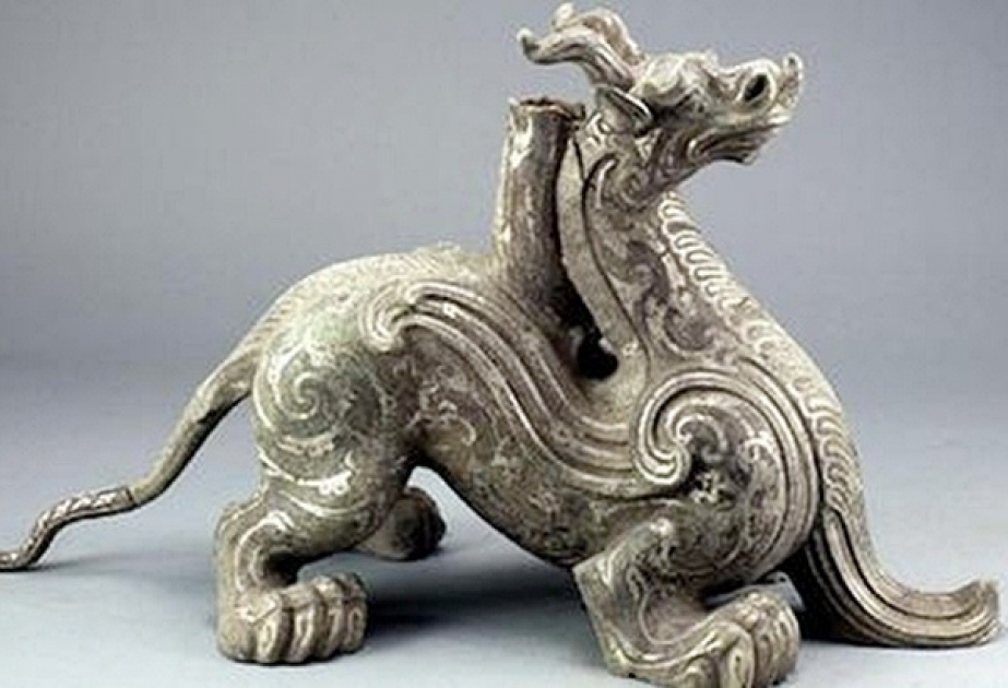 Fontenblo qəsrindəki muzeydən Çin artefaktları oğurlanıb