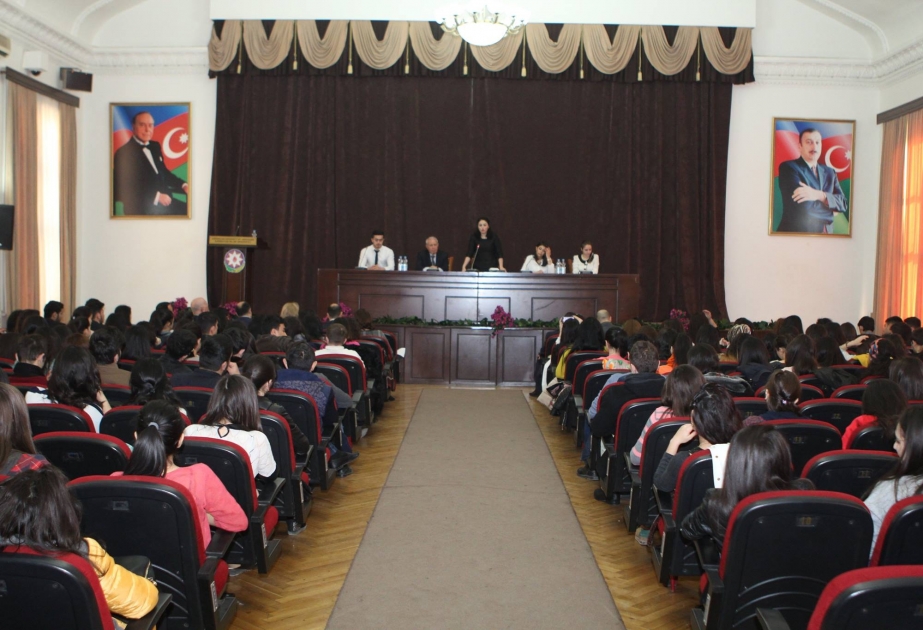 В Азербайджанском университете языков состоялось отчетно-выборное собрание вузовской молодежной организации ПЕА