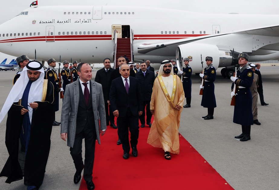 رئيس الوزراء الإماراتي يصل في زيارة رسمية الى اذربيجان