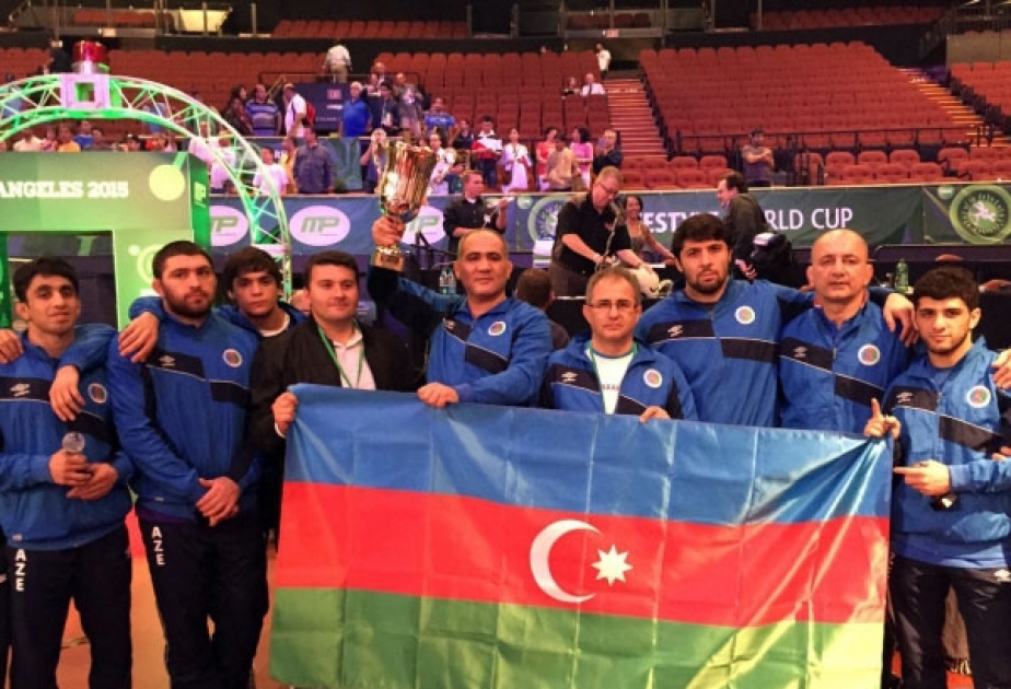 L’équipe d’Azerbaïdjan de lutte libre termine troisième la Coupe du monde