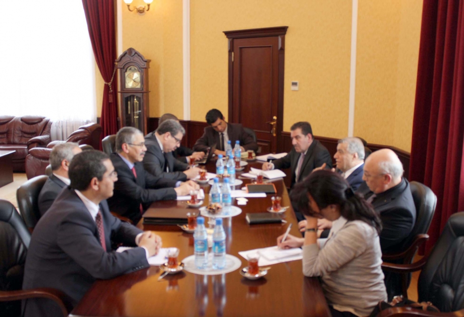 Azerbaijan, Algeria discuss prospects for cooperation