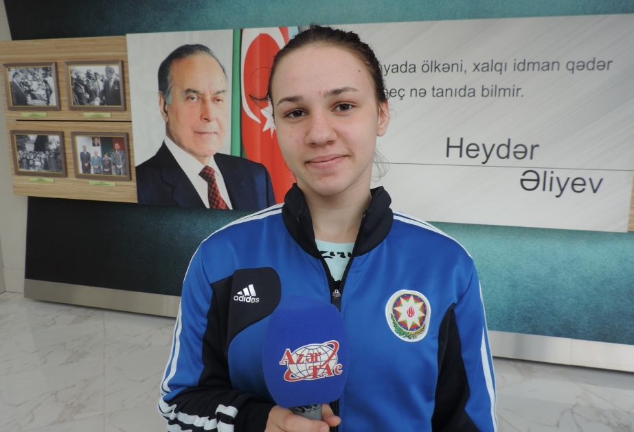 Üzgüçü Yulya Stitsyuk: Birinci Avropa Oyunlarında yaxşı nəticələrlə yadda qalmaq əzmindəyik