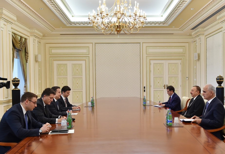 Президент Азербайджана Ильхам Алиев принял делегацию во главе с заместителем премьер-министра Турции ВИДЕО