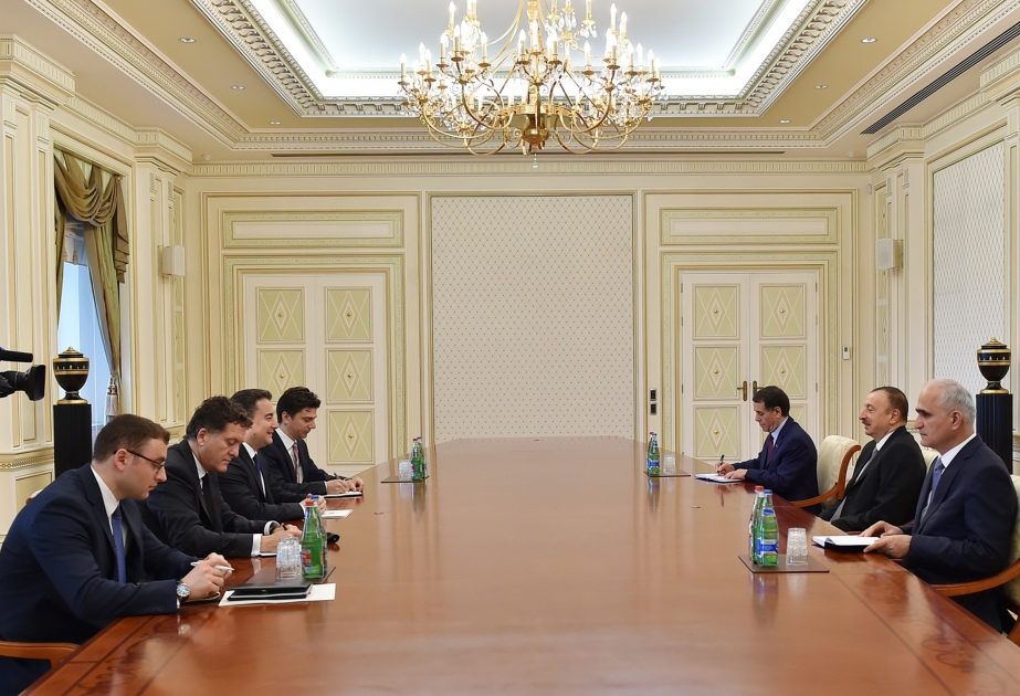 阿塞拜疆总统伊利哈姆•阿利耶夫接见以土耳其副总理为首的代表团