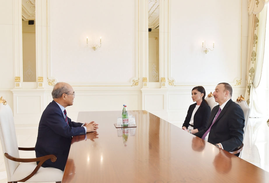 Aserbaidschans Präsident Ilham Aliyev hat den ehemaligen UNESCO-Generaldirektor Koichiro Matsuura empfangen VIDEO