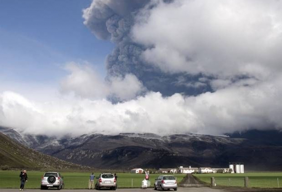 Volcano erupts on southern Japanese island
