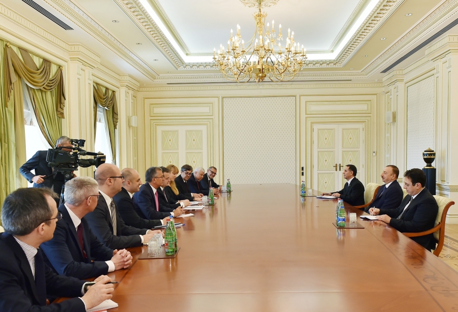 الرئيس إلهام علييف يستقبل الرئيس الحالي لمنظمة الامن والتعاون الاوروبي والوفد المرافق له