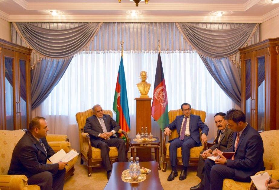 وزير الانتاج الحربي يلتقي سفير أفغانستان لدى أذربيجان