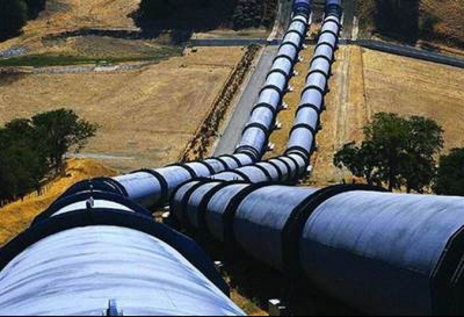 نقل 2.5 مليون طن من البترول الأذربيجاني عبر خط أنابيب باكو – تبيليسي – جيهان في يونيو الماضي