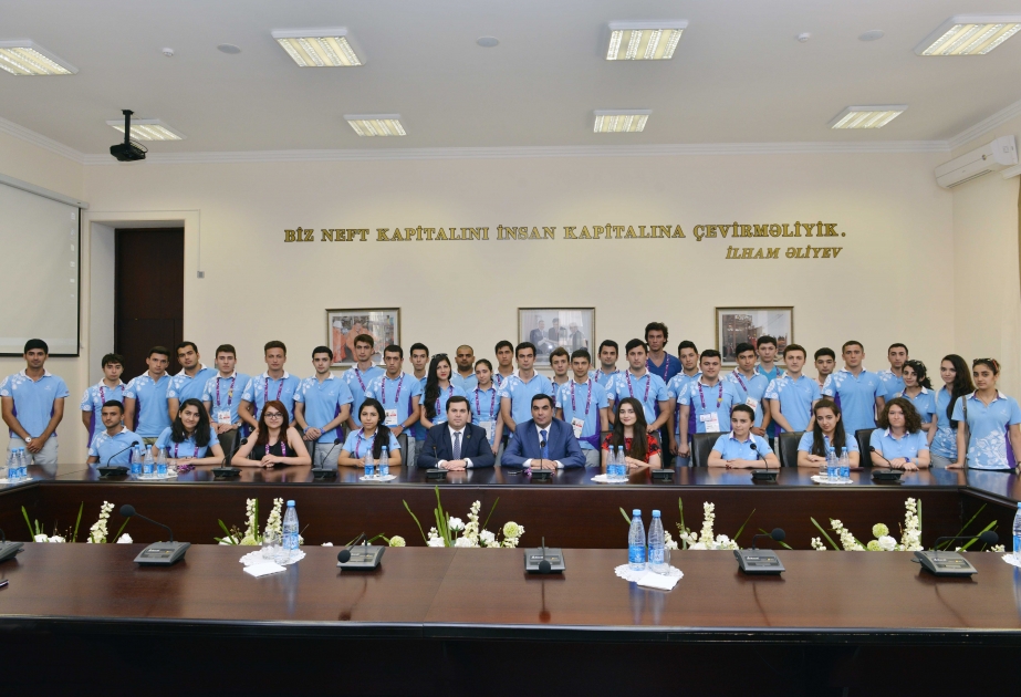 Встреча с волонтерами Бакинской высшей школы нефти